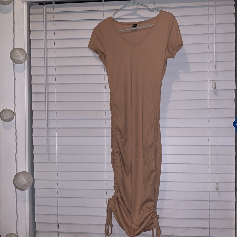 BODYCON MIDI DRESS